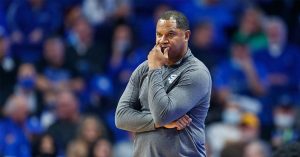 La-Familia-head-coach-Kentucky-Sean-Woods