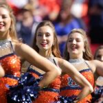 auburn-university-marching-band-performs-on-field-440nw-10516312f