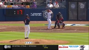 ole-miss-outfielders-collide-resulting-in-an-inside-the-v0-NGl2enlwbmxjbTJmMZUeziWmife7X6WqdGEj3eQC8WOY5JHET34lwa7GP-OQ